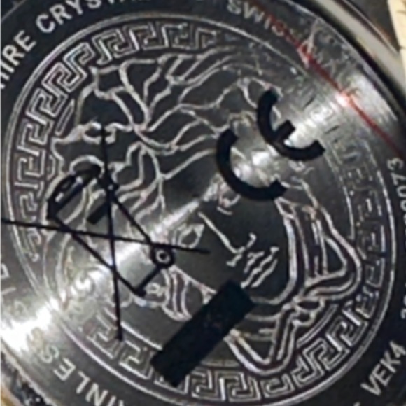 Ladies Versace V-Essential VEK400621 watch gold black Medusa Swiss stainless ste - Picture 3 of 8